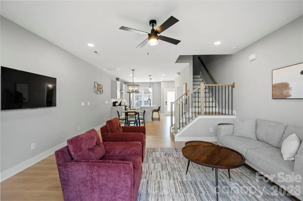 246 Freeland Lane Charlotte, NC 28217