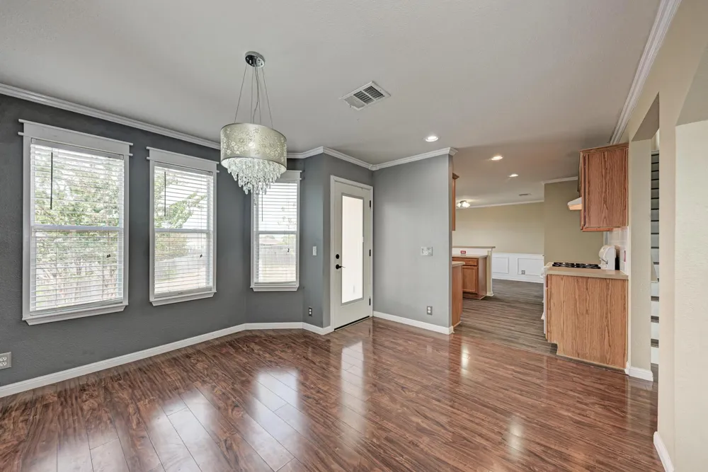 903 Estate Drive Hutto, TX 78634