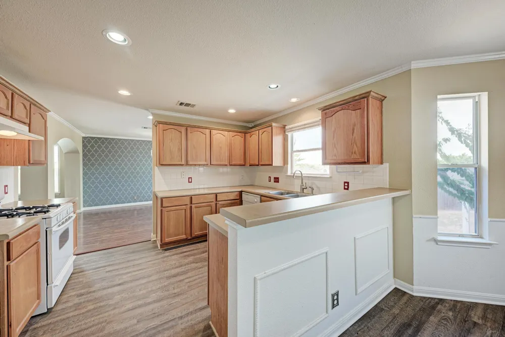 903 Estate Drive Hutto, TX 78634