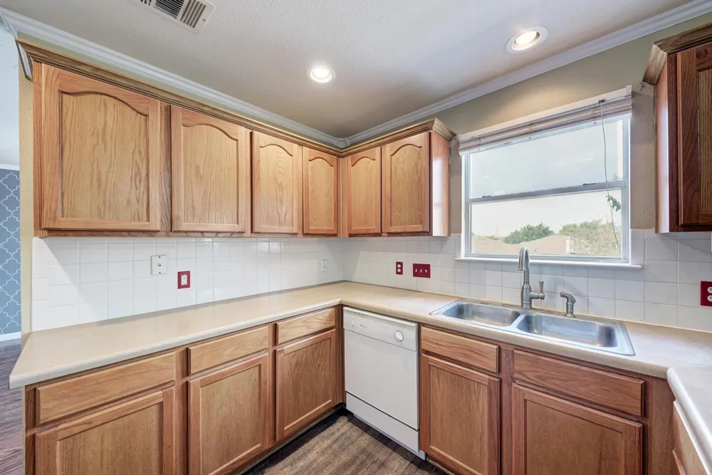 903 Estate Drive Hutto, TX 78634