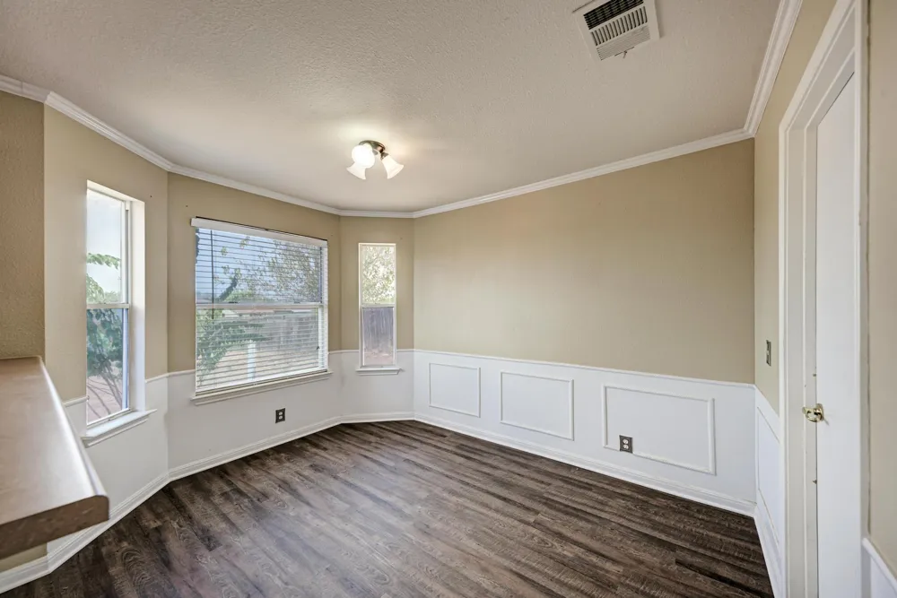 903 Estate Drive Hutto, TX 78634