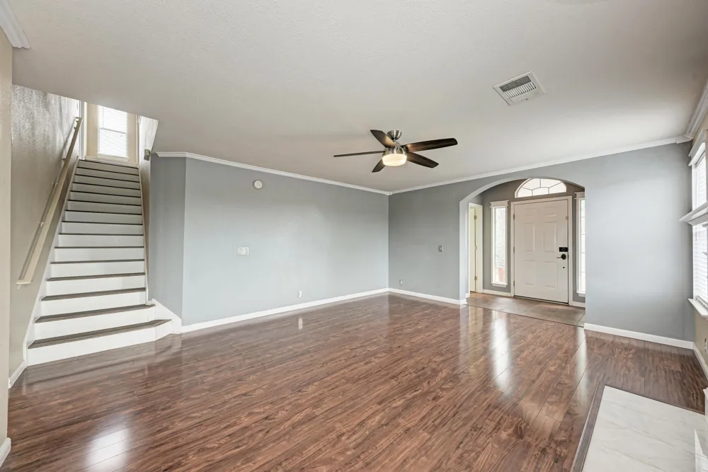 903 Estate Drive Hutto, TX 78634