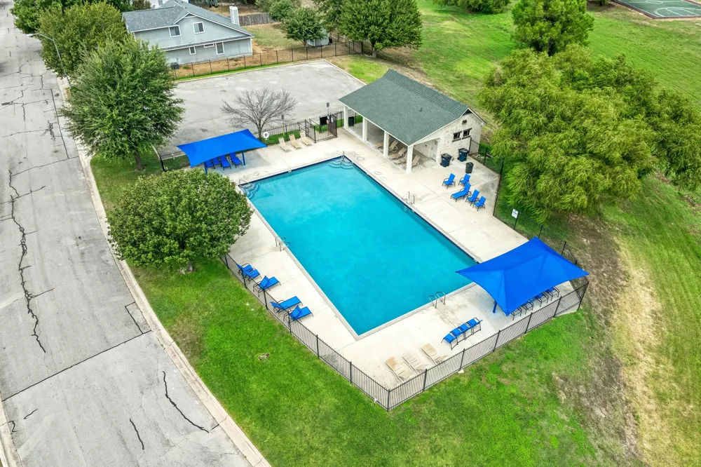 903 Estate Drive Hutto, TX 78634