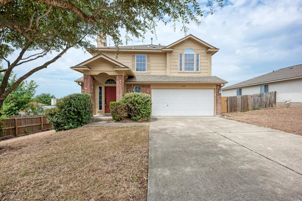 903 Estate Drive Hutto, TX 78634