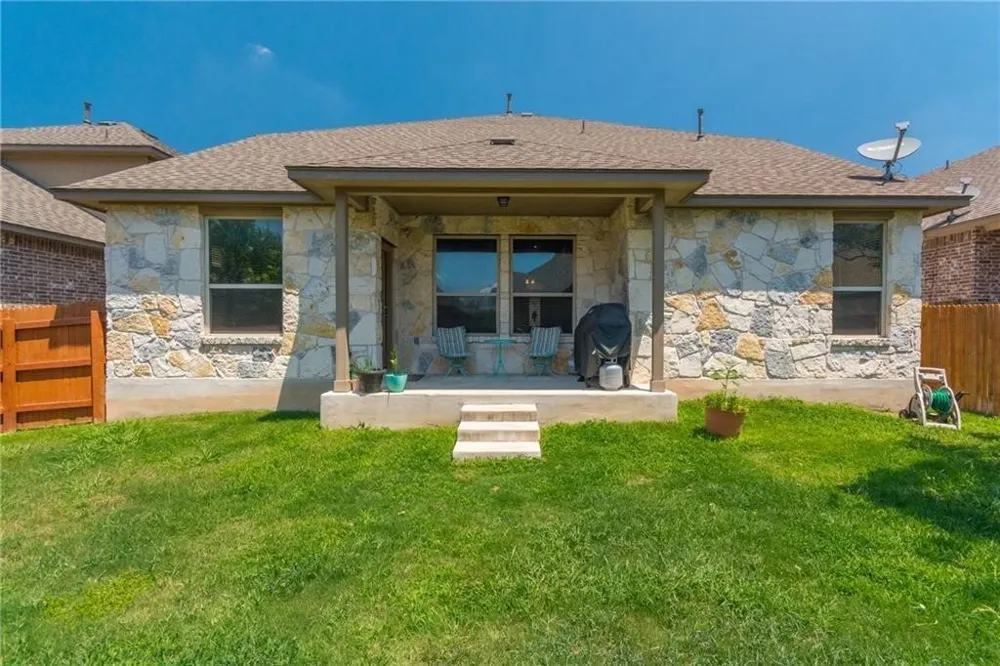 2312 Billy Pat Road Leander, TX 78641