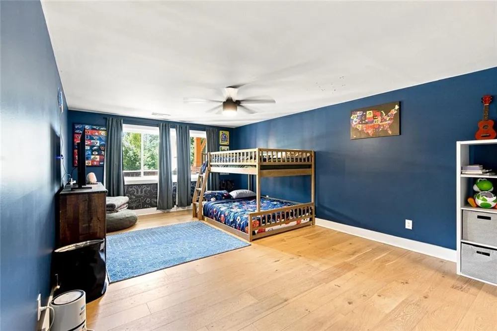 8915 Bay Lane Gainesville, GA 30506