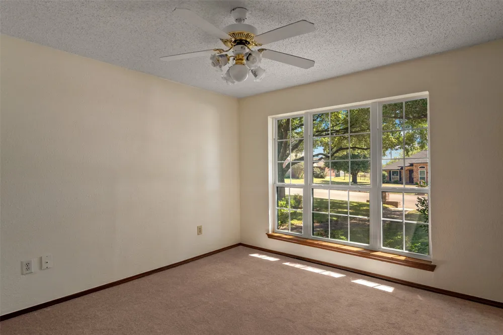 2206 Meadowview Drive Caddo Mills, TX 75135