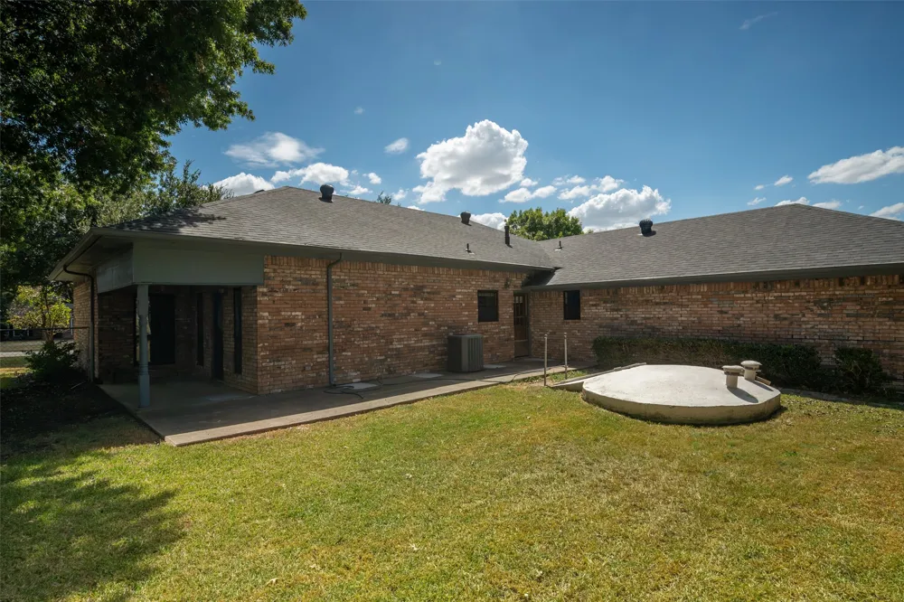 2206 Meadowview Drive Caddo Mills, TX 75135