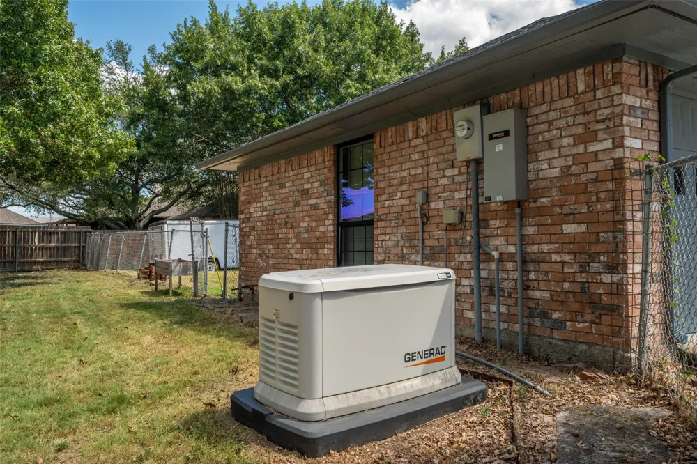 2206 Meadowview Drive Caddo Mills, TX 75135