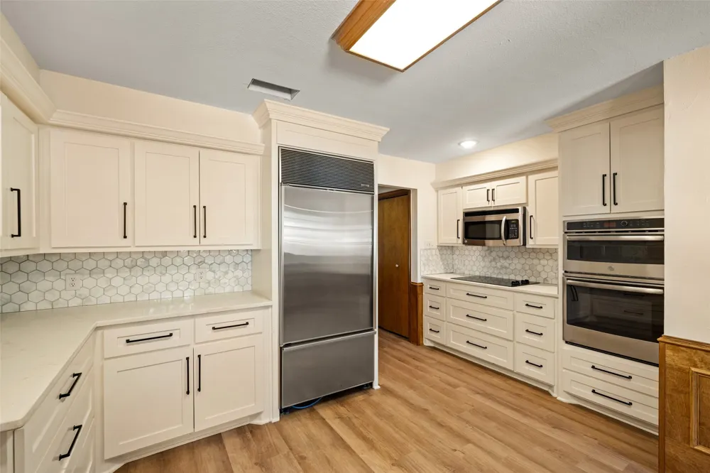 2206 Meadowview Drive Caddo Mills, TX 75135