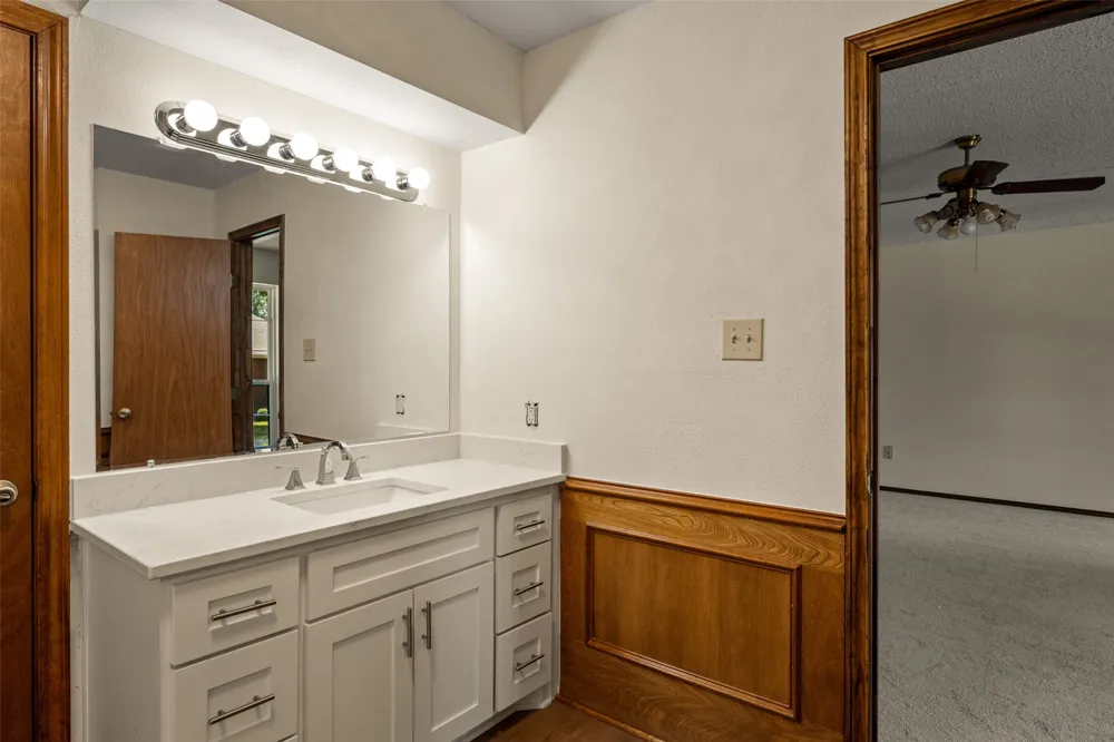2206 Meadowview Drive Caddo Mills, TX 75135