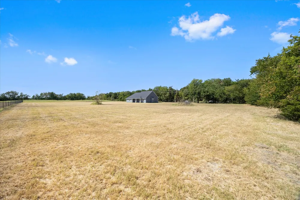 1564 County Road 4732 Cumby, TX 75433