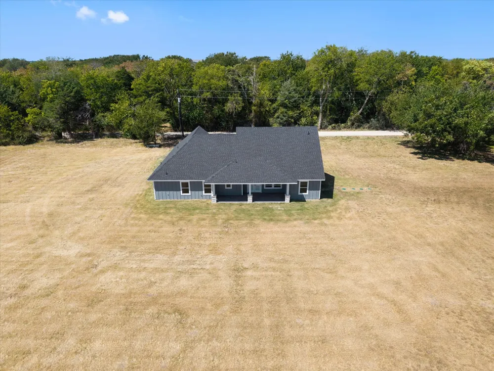 1564 County Road 4732 Cumby, TX 75433