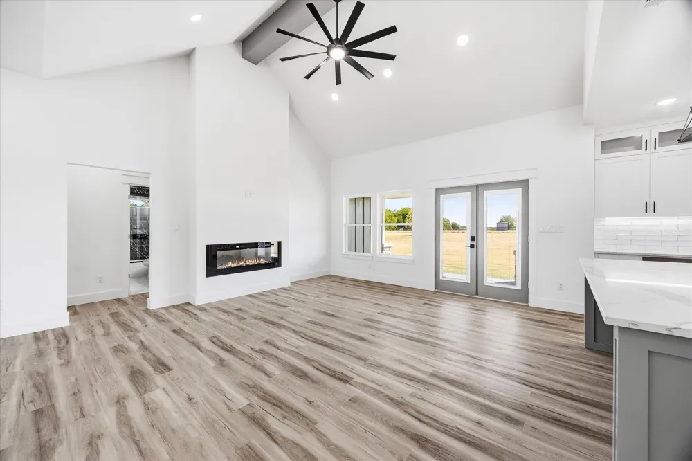 1564 County Road 4732 Cumby, TX 75433
