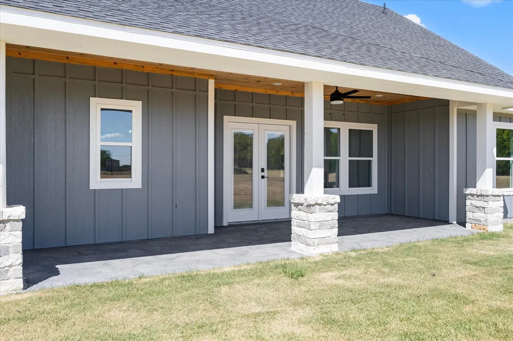 1564 County Road 4732 Cumby, TX 75433