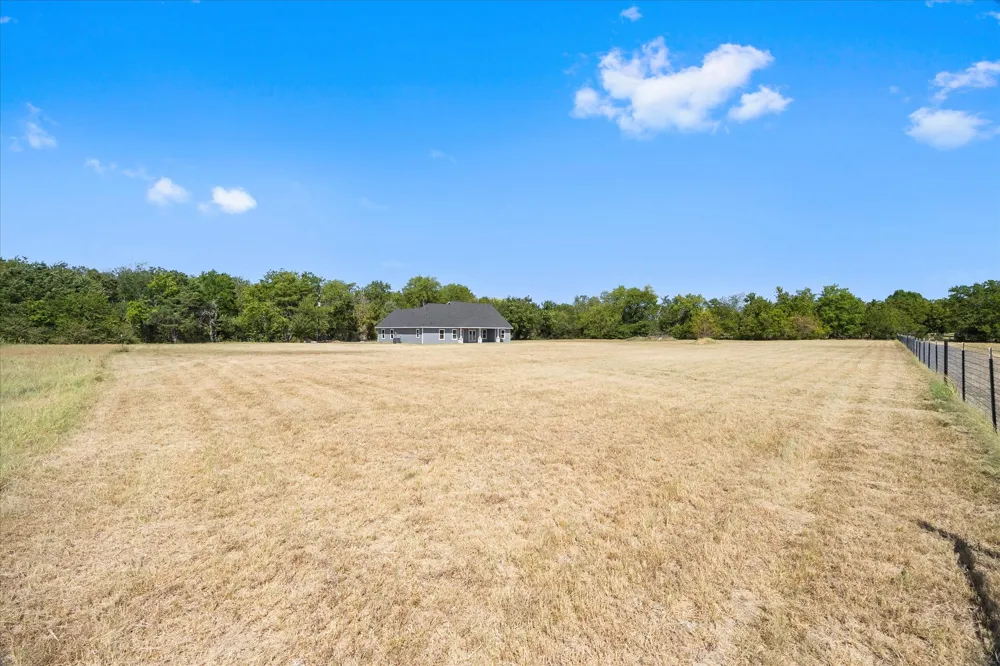 1564 County Road 4732 Cumby, TX 75433