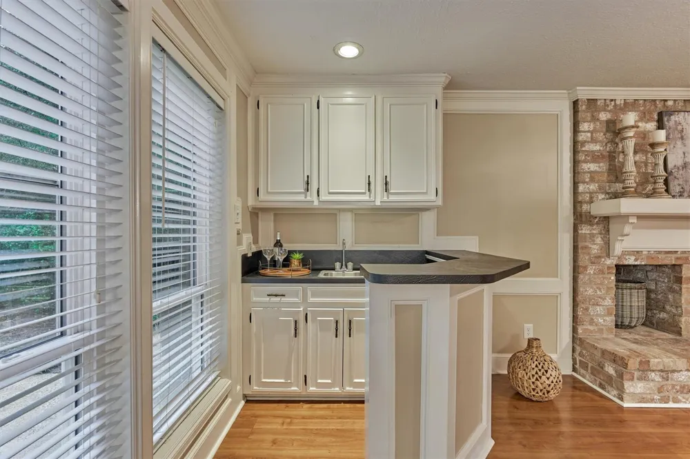 12 Thimbleberry Court The Woodlands, TX 77380