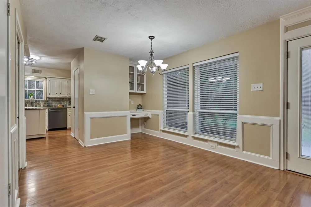 12 Thimbleberry Court The Woodlands, TX 77380
