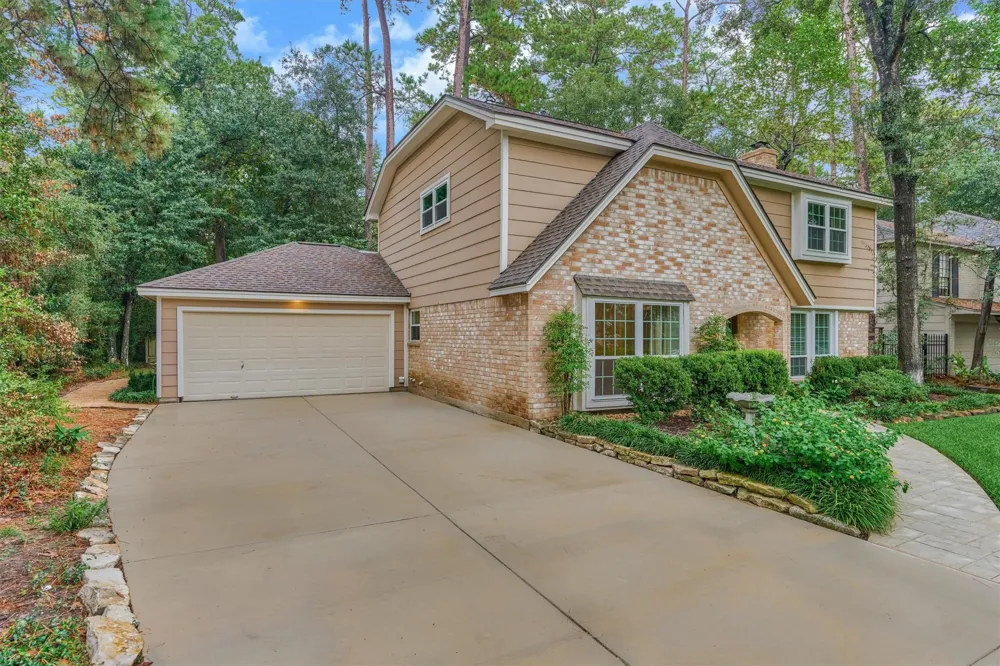 12 Thimbleberry Court The Woodlands, TX 77380