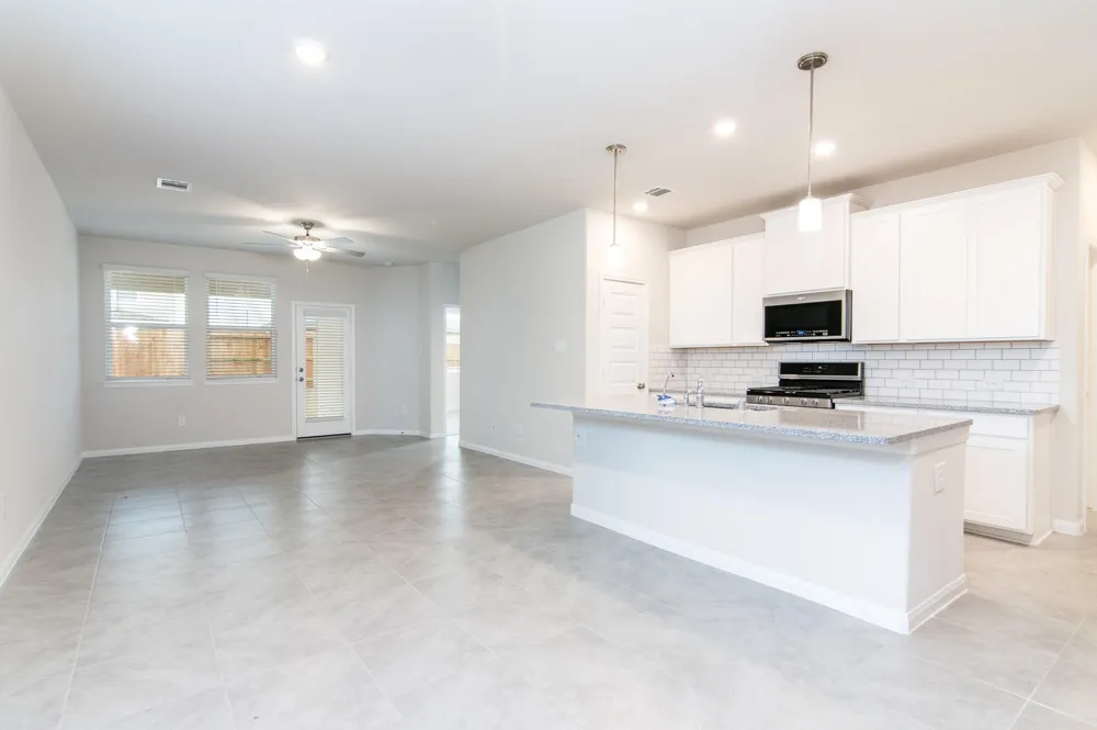 18499 Sunrise Maple Drive Conroe, TX 77316