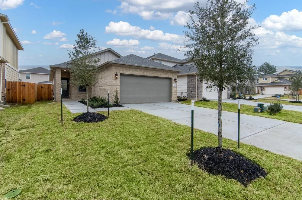 18499 Sunrise Maple Drive Conroe, TX 77316