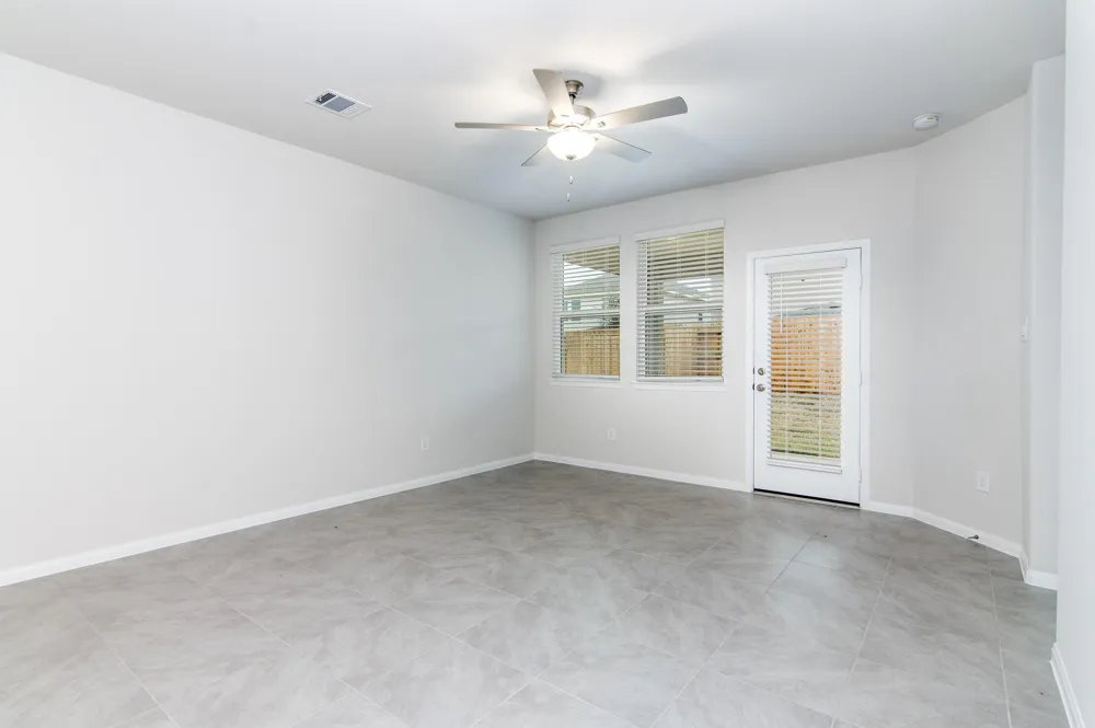 18499 Sunrise Maple Drive Conroe, TX 77316