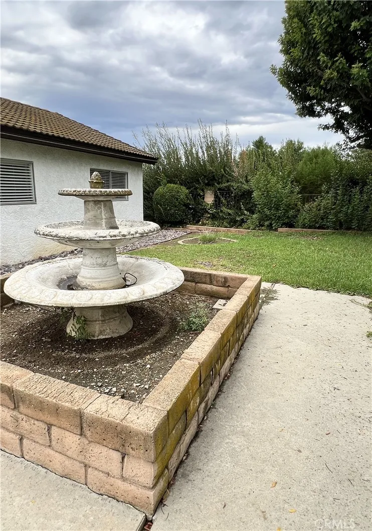 1319 Paseo Encinas San Dimas, CA 91773