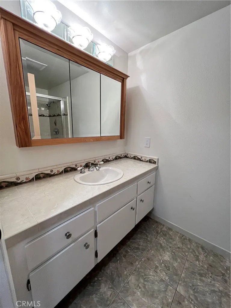 1319 Paseo Encinas San Dimas, CA 91773