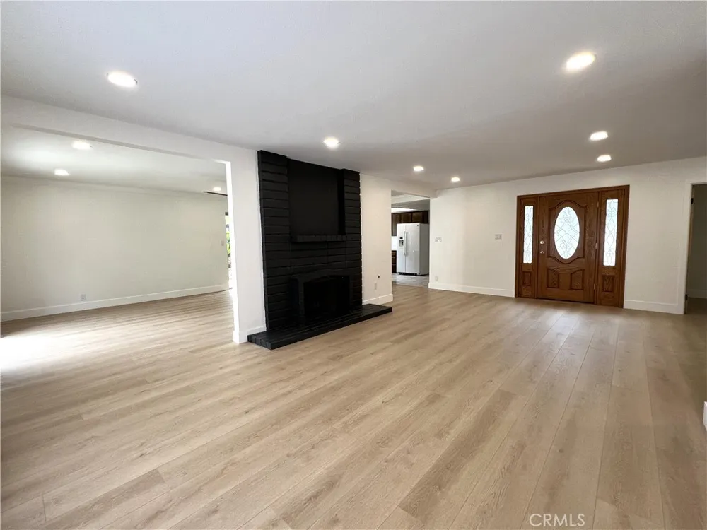 1319 Paseo Encinas San Dimas, CA 91773