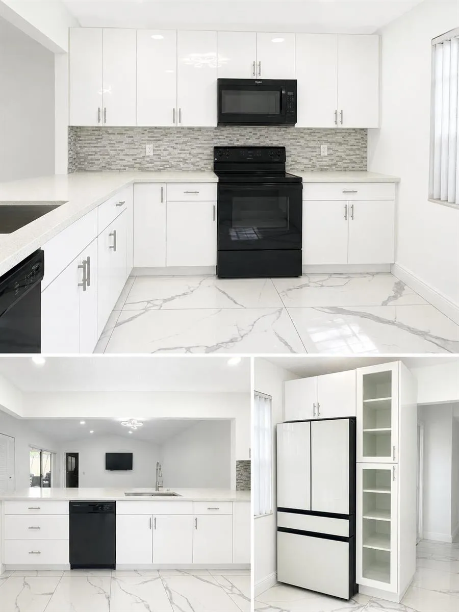 23301 BARLAKE DRIVE #23 Boca Raton, FL 33433