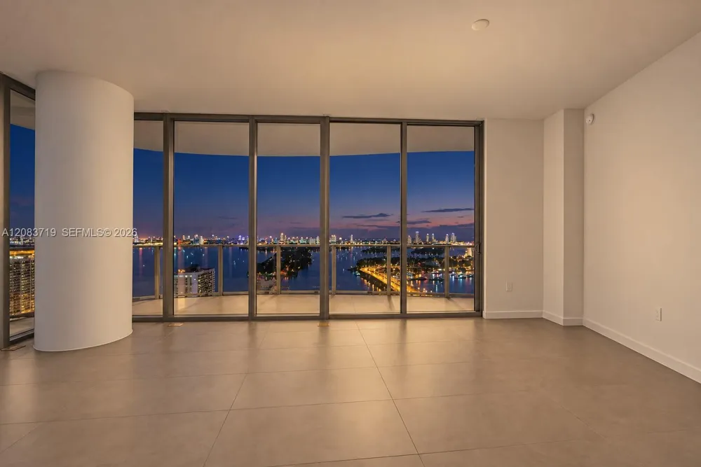 1400 biscayne blvd #4106 Miami, FL 33132
