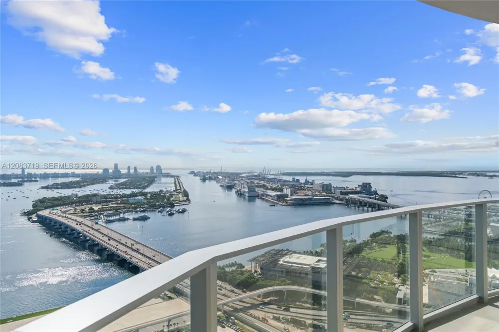 1400 biscayne blvd #4106 Miami, FL 33132
