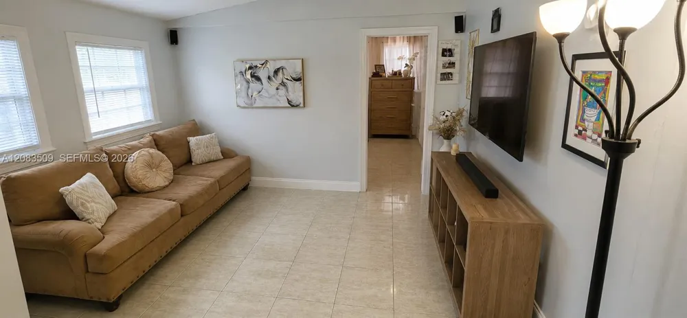 1533 NE 48TH #ST Pompano Beach, FL 33064