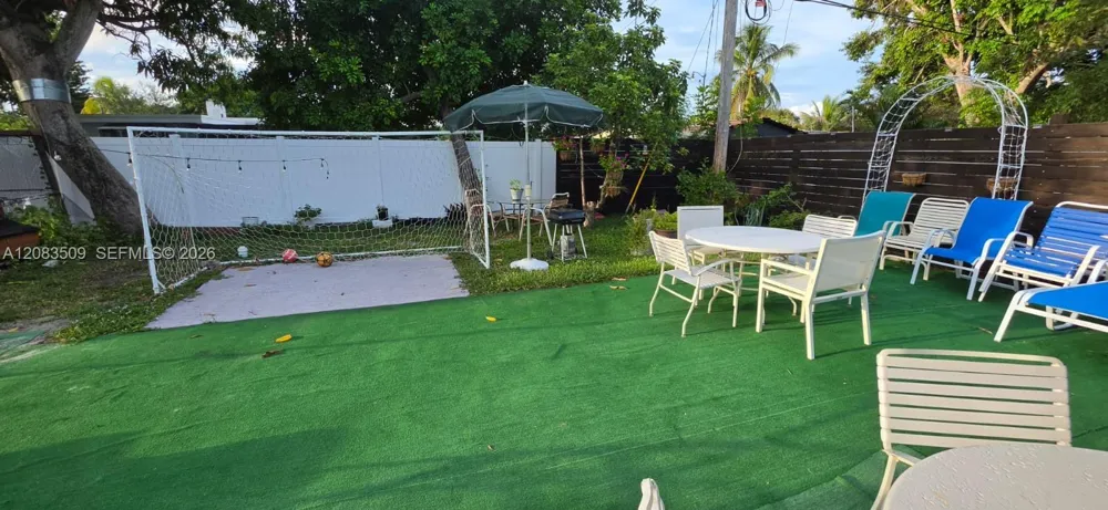 1533 NE 48TH #ST Pompano Beach, FL 33064
