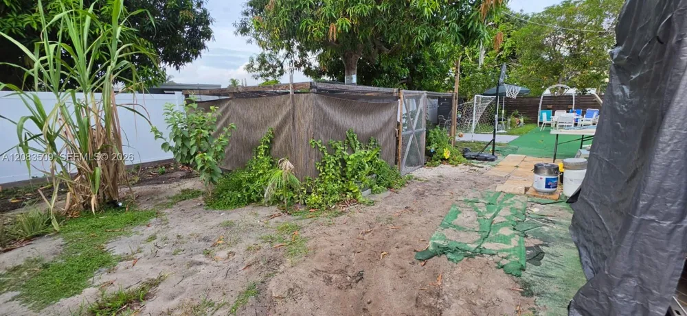 1533 NE 48TH #ST Pompano Beach, FL 33064