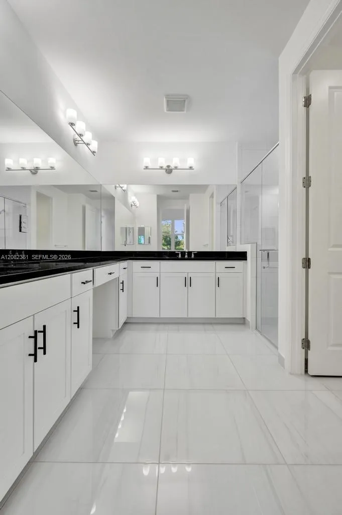 19594 Broad Shore Walk #19594 Loxahatchee, FL 33470
