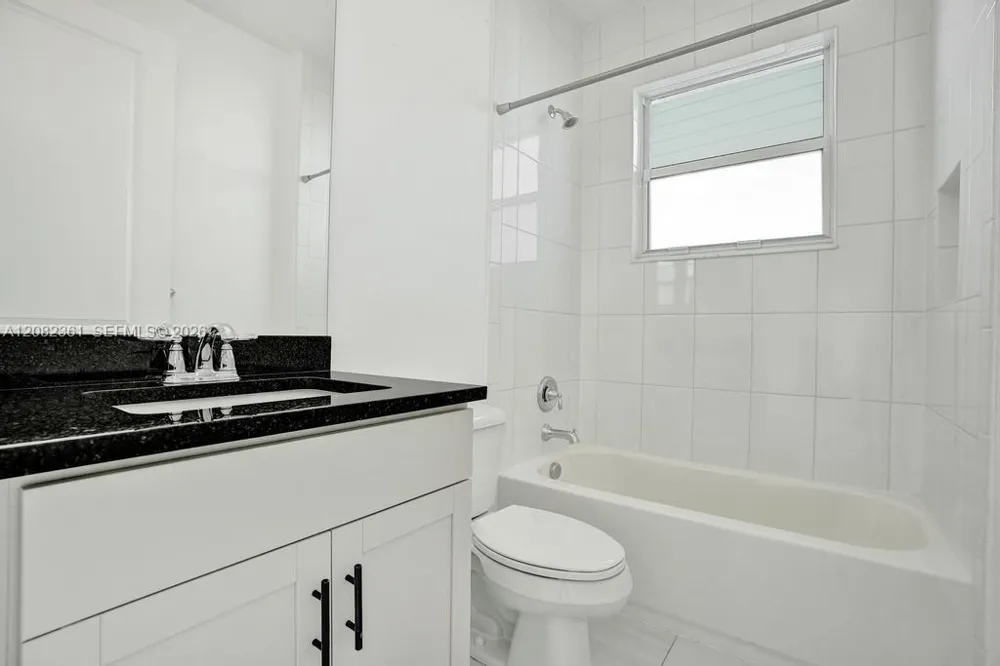 19594 Broad Shore Walk #19594 Loxahatchee, FL 33470