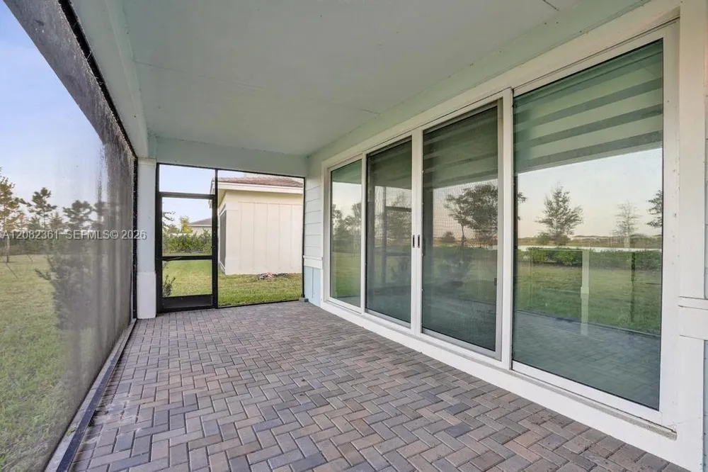 19594 Broad Shore Walk #19594 Loxahatchee, FL 33470