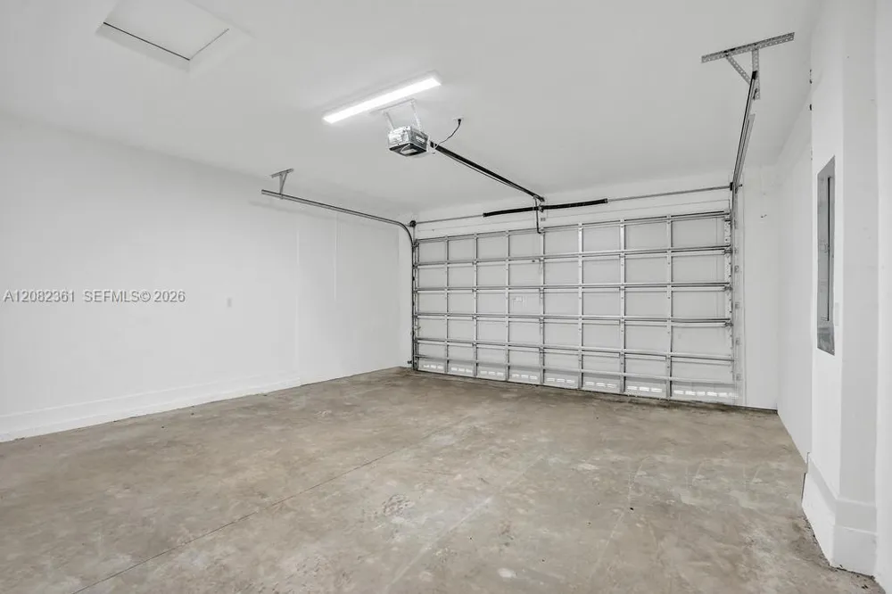 19594 Broad Shore Walk #19594 Loxahatchee, FL 33470
