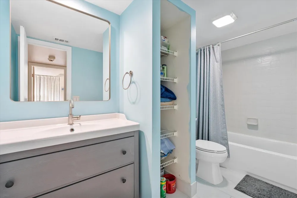 702 NW 98TH CIRCLE Plantation, FL 33324