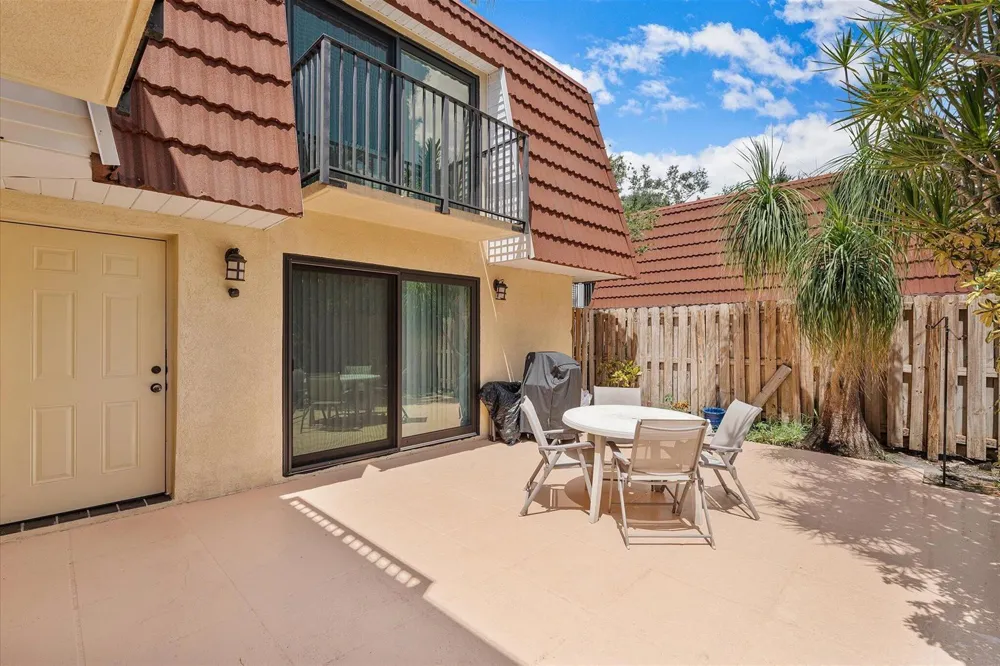 702 NW 98TH CIRCLE Plantation, FL 33324