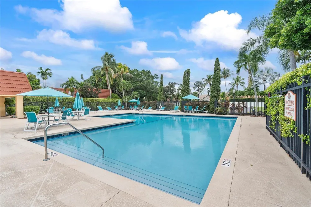 702 NW 98TH CIRCLE Plantation, FL 33324
