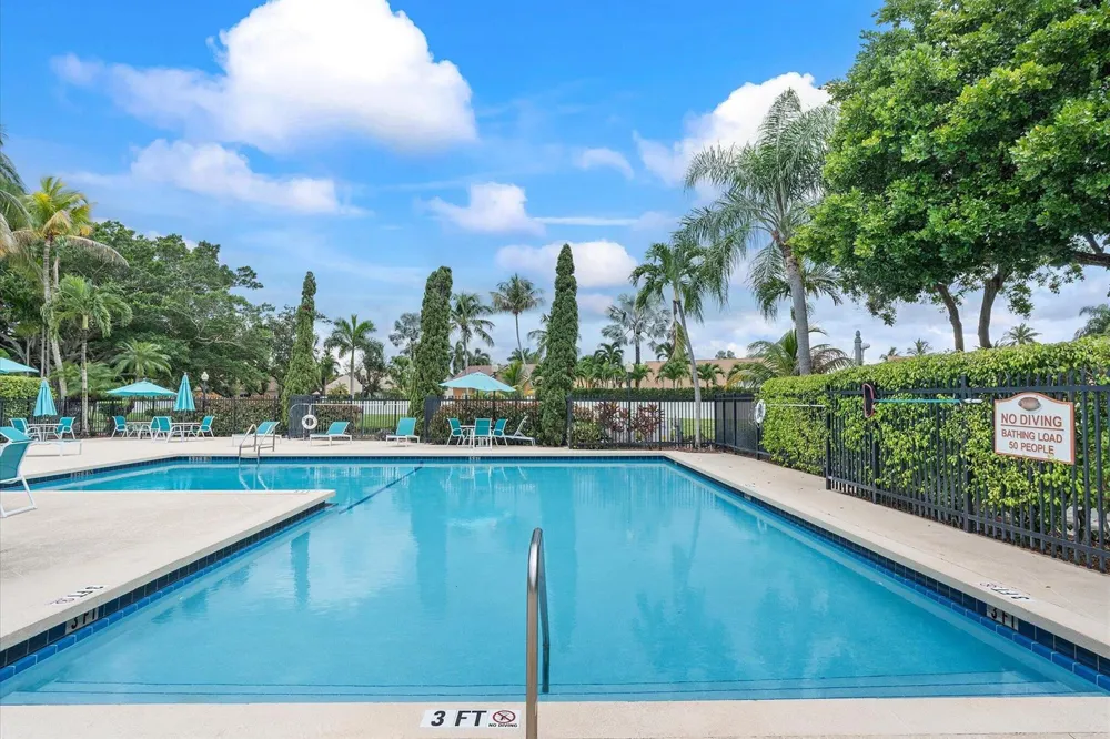 702 NW 98TH CIRCLE Plantation, FL 33324