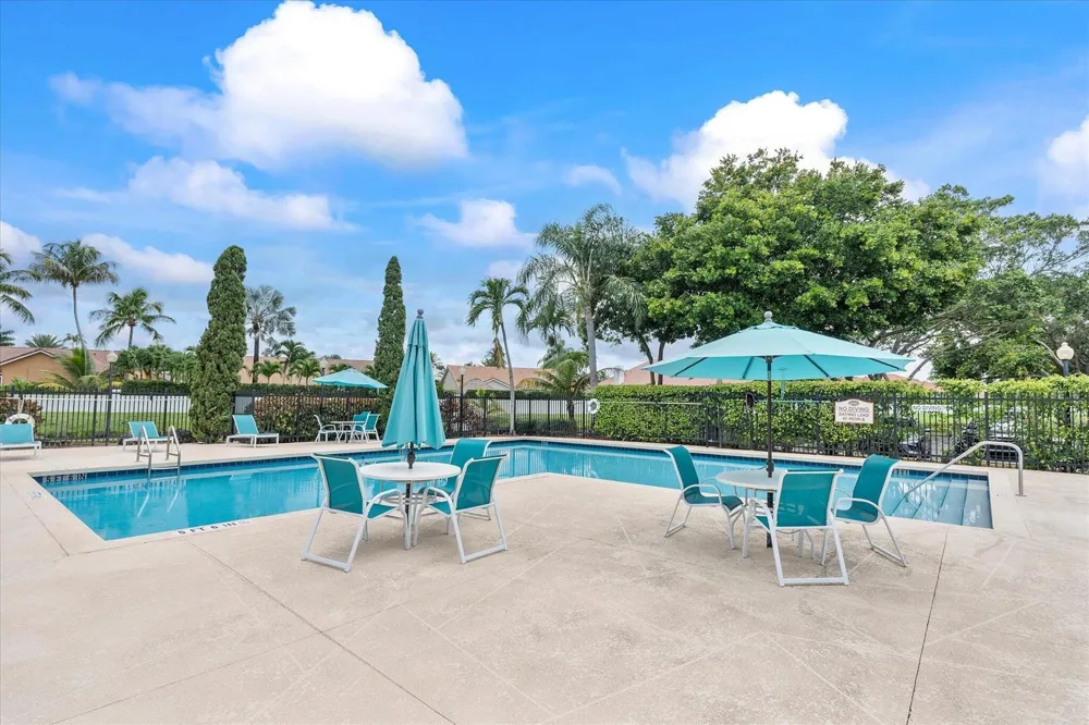 702 NW 98TH CIRCLE Plantation, FL 33324
