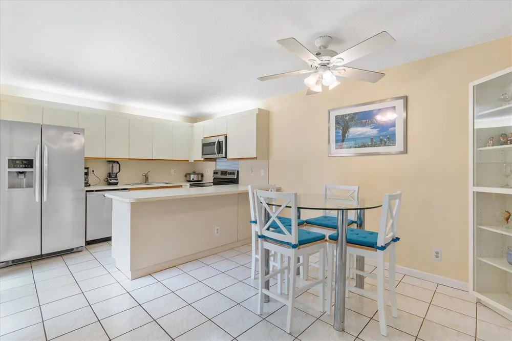 702 NW 98TH CIRCLE Plantation, FL 33324