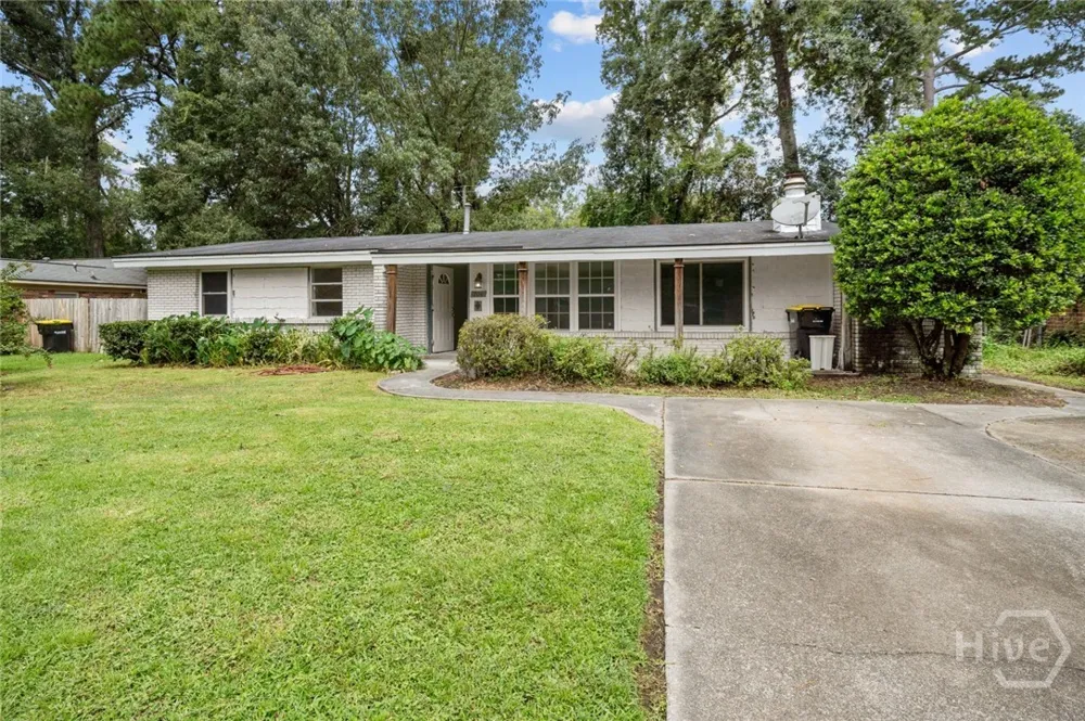 206 Van Nuys Boulevard Savannah, GA 31419