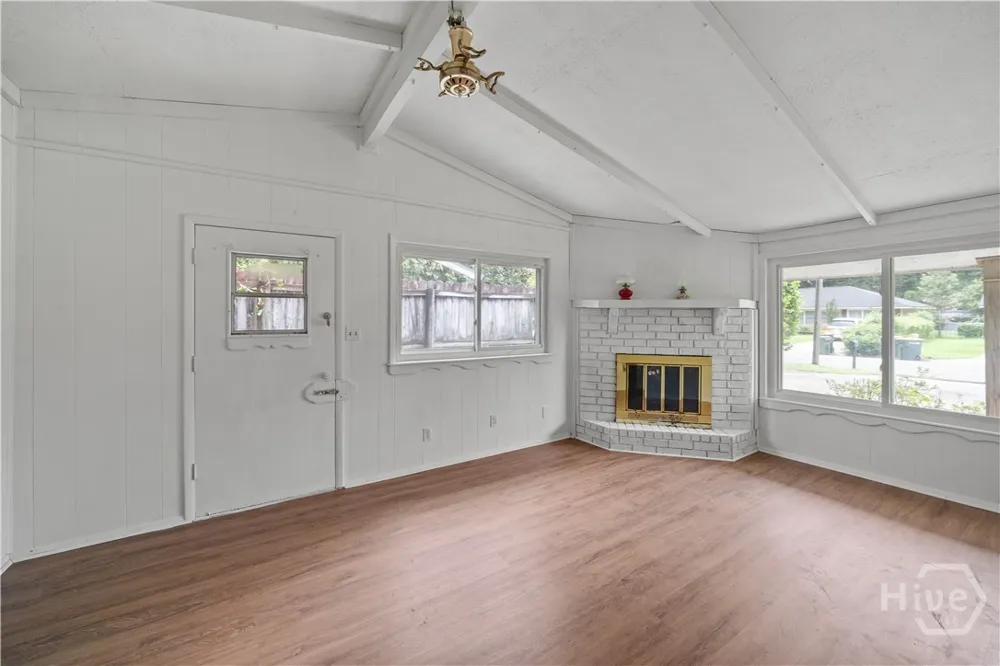 206 Van Nuys Boulevard Savannah, GA 31419