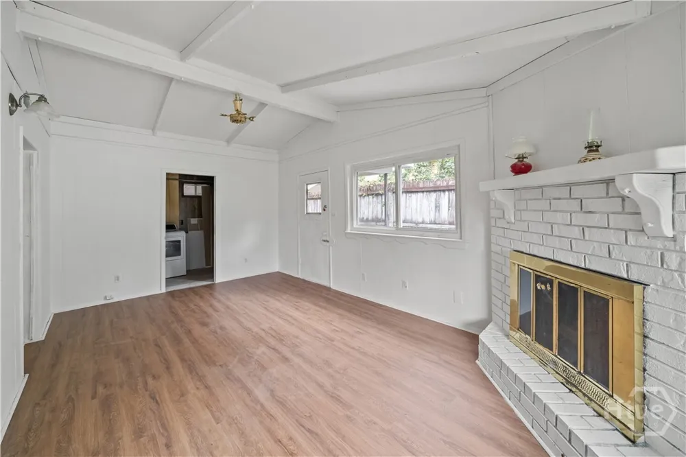 206 Van Nuys Boulevard Savannah, GA 31419
