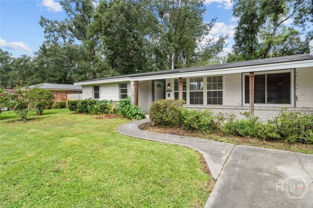 206 Van Nuys Boulevard Savannah, GA 31419