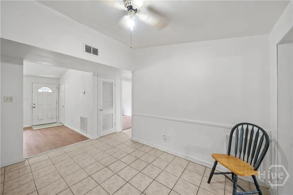 206 Van Nuys Boulevard Savannah, GA 31419